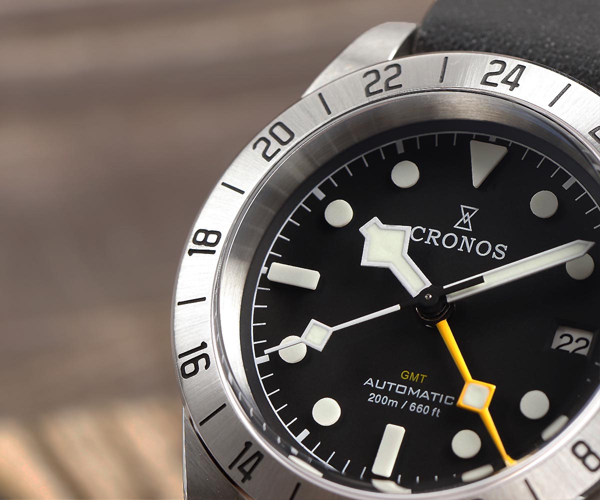 Cronos Vintage GMT 39mm NH34 A - огляд і ціна Tropic Strap Vintage
